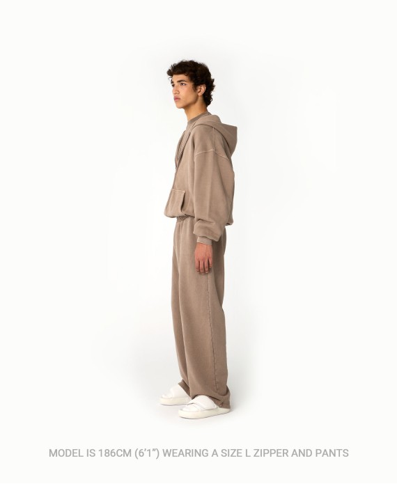 450 GSM ‘Chocolate’ Zipper